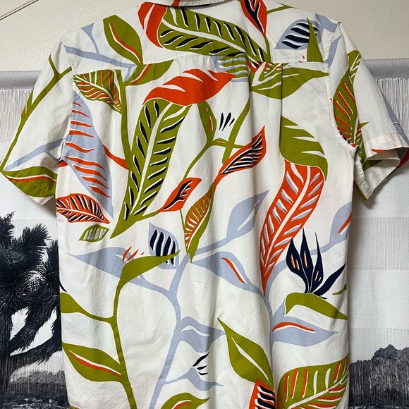 Dark Seas Division button down Large - Picture 4 of 4